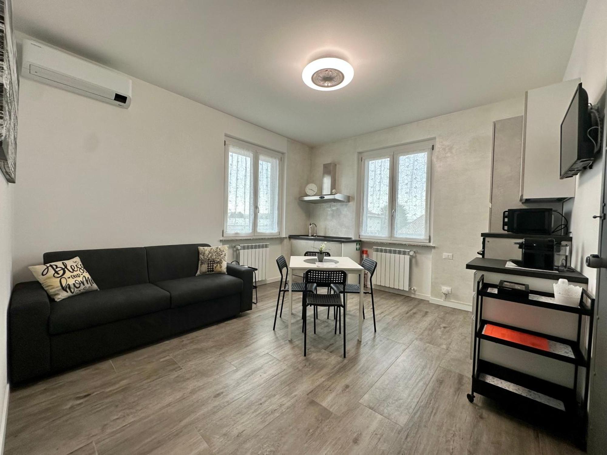 Villa 3 Cassano dʼAdda Exteriör bild